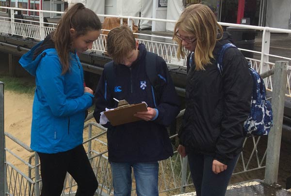 Year 9 Investigate Economic Decline in Great Yarmouth
