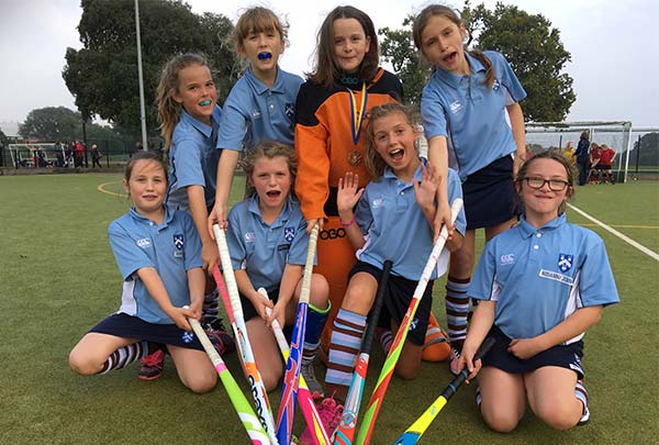 U11C and D Girls’ Hockey Teams win Gold and Bronze at Orwell Park Tournament