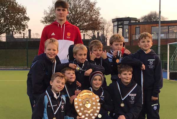 U9 A and B in Hockey Wins
