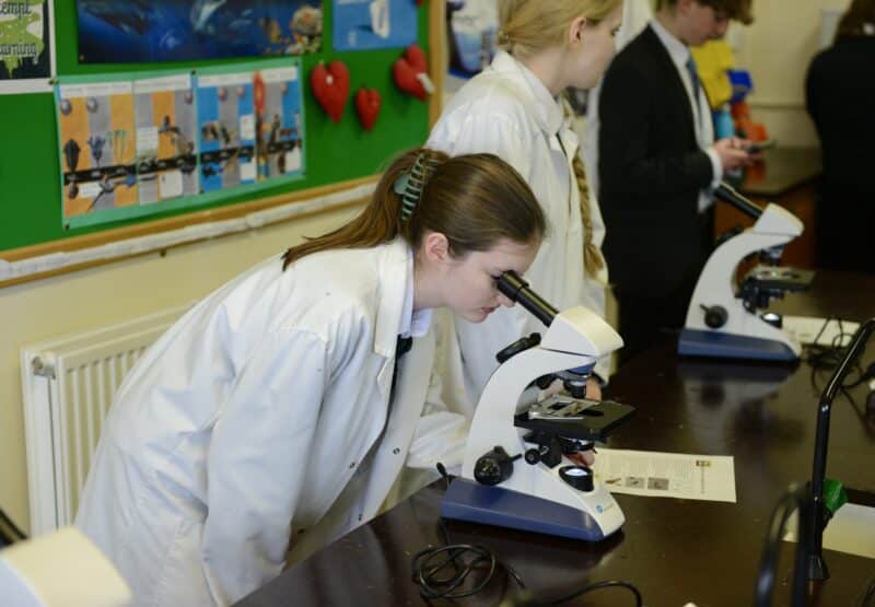 Framlingham College hosts Biology Conference in partnership with University College London
